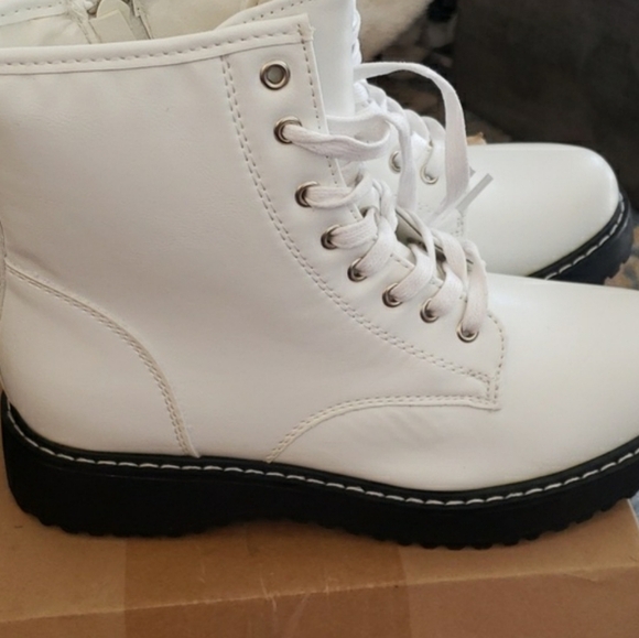 Hawkwell White Combat Side Zipper Lace up Ankle Booties Size 11 - Picture 8 of 12
